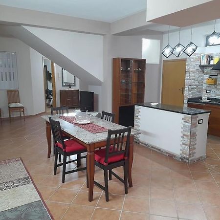 Casa Vacanze A 2 Minuti Dal Mare Авола Экстерьер фото
