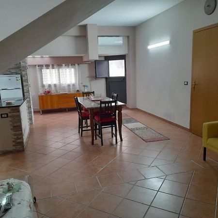 Casa Vacanze A 2 Minuti Dal Mare Авола Экстерьер фото